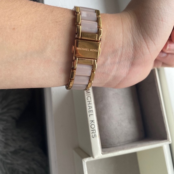 Michael kors watch - Picture 5 of 5